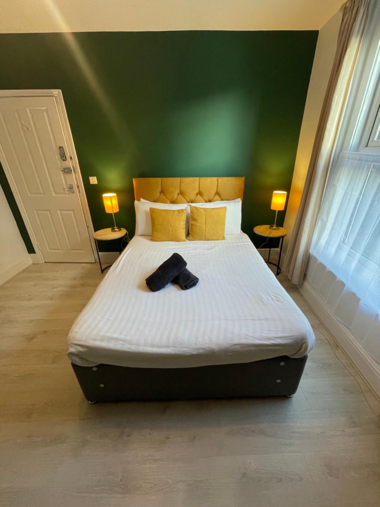 Rooms In City Centre House With Kitchen, Lounge, Garden Ipswich Zewnętrze zdjęcie